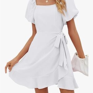 Elegant White Puff Sleeve Dress